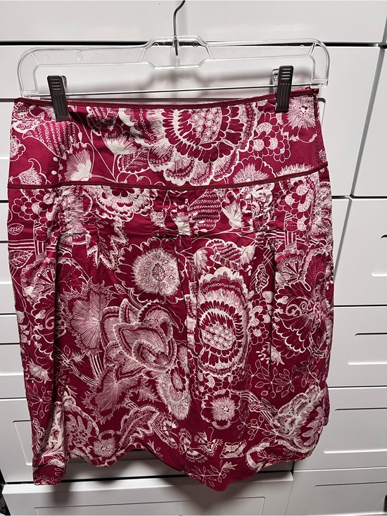 Ann Taylor Dresses & Skirts - Ann Taylor Red Floral Print Blouse